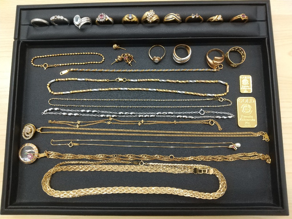 貴金属アクセサリーをお買取りしました
