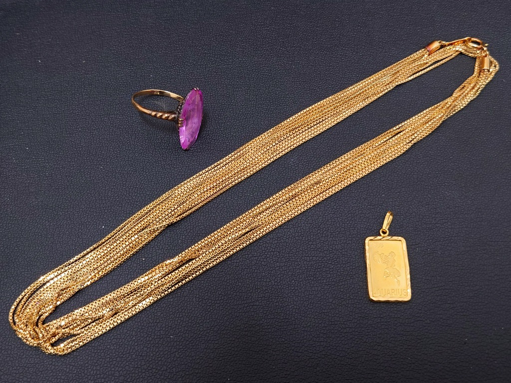 金のアクセサリーをお買取りしました